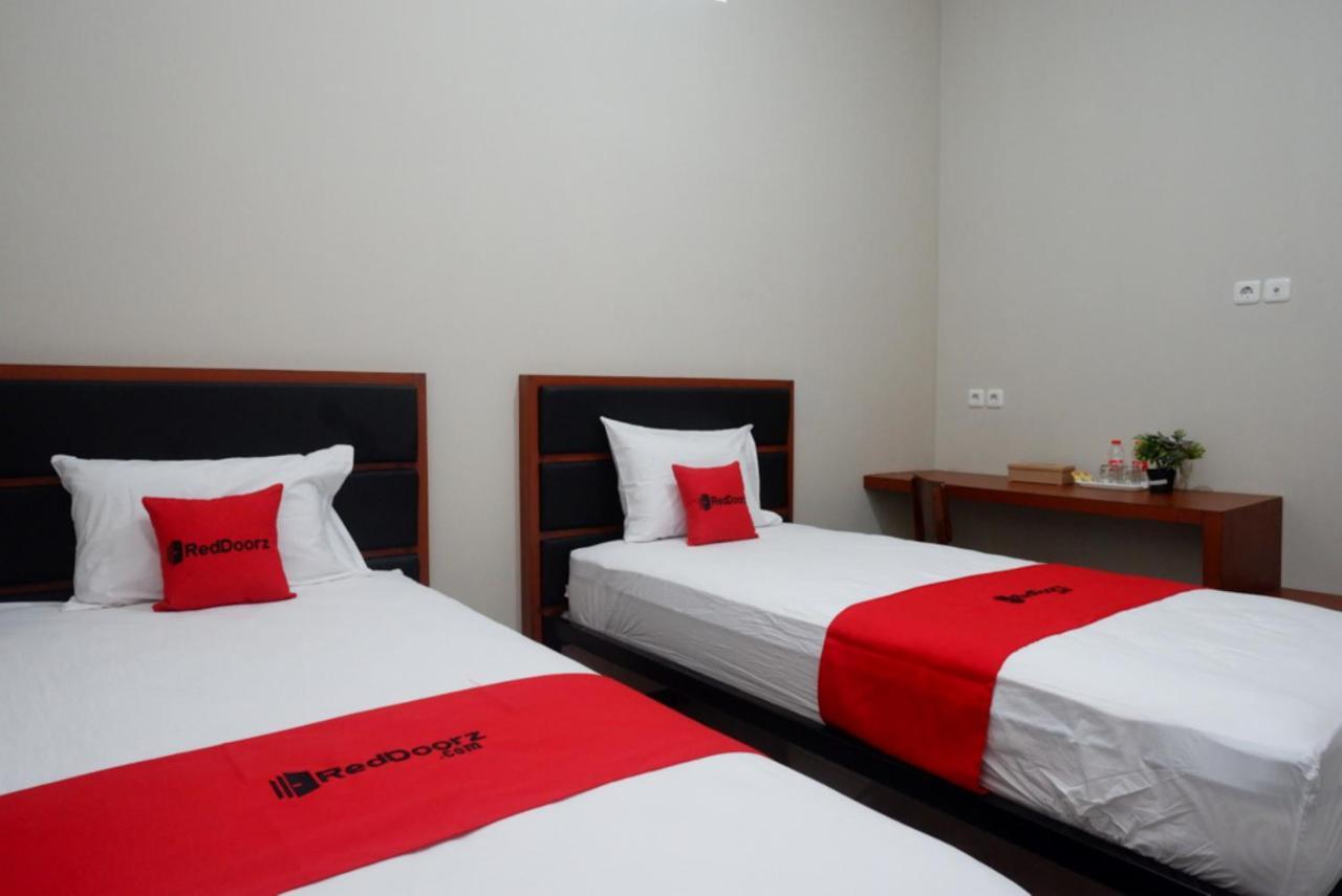 Reddoorz Near Kampus Ump Purwokerto 2 호텔 Sumbang 외부 사진
