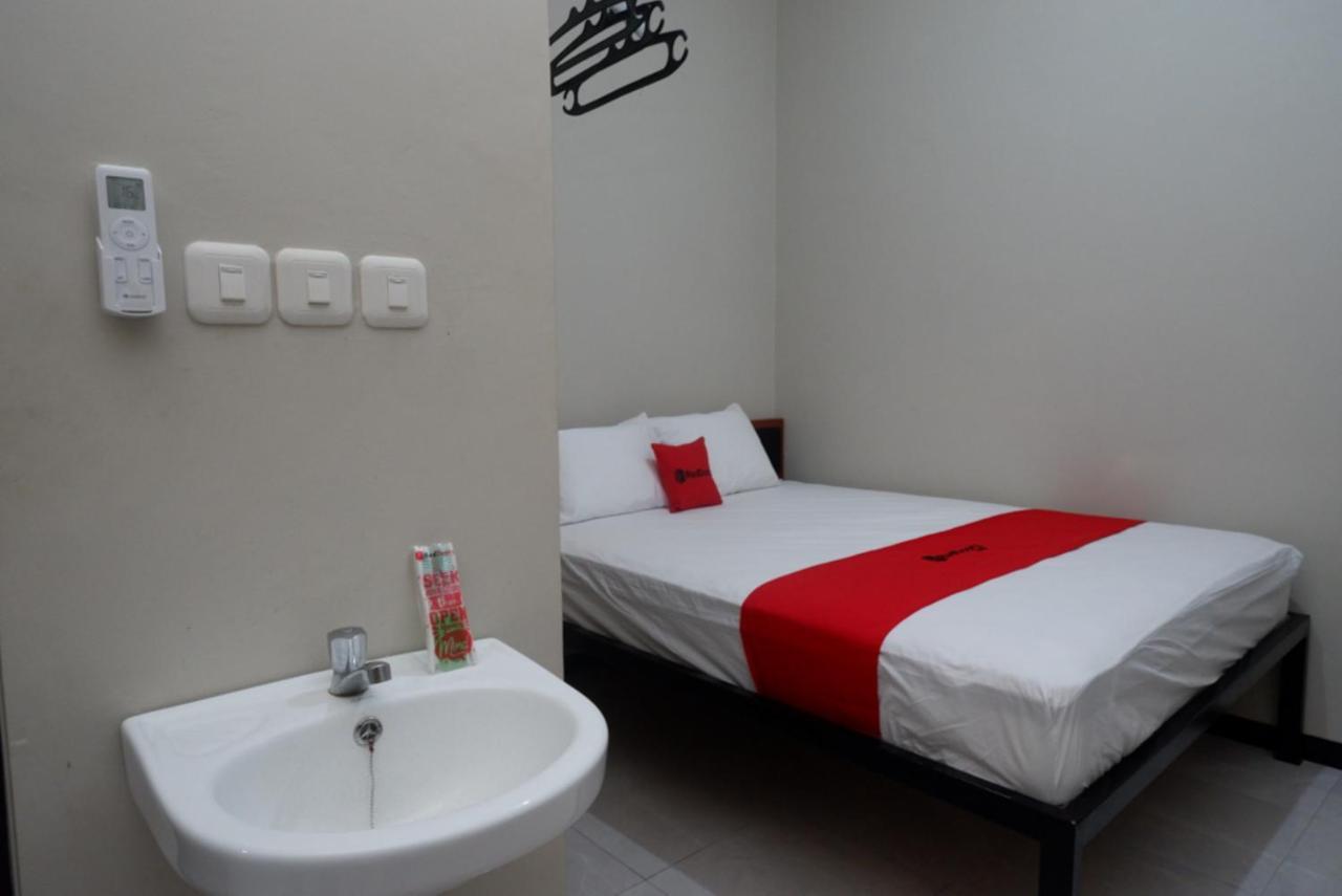 Reddoorz Near Kampus Ump Purwokerto 2 호텔 Sumbang 외부 사진