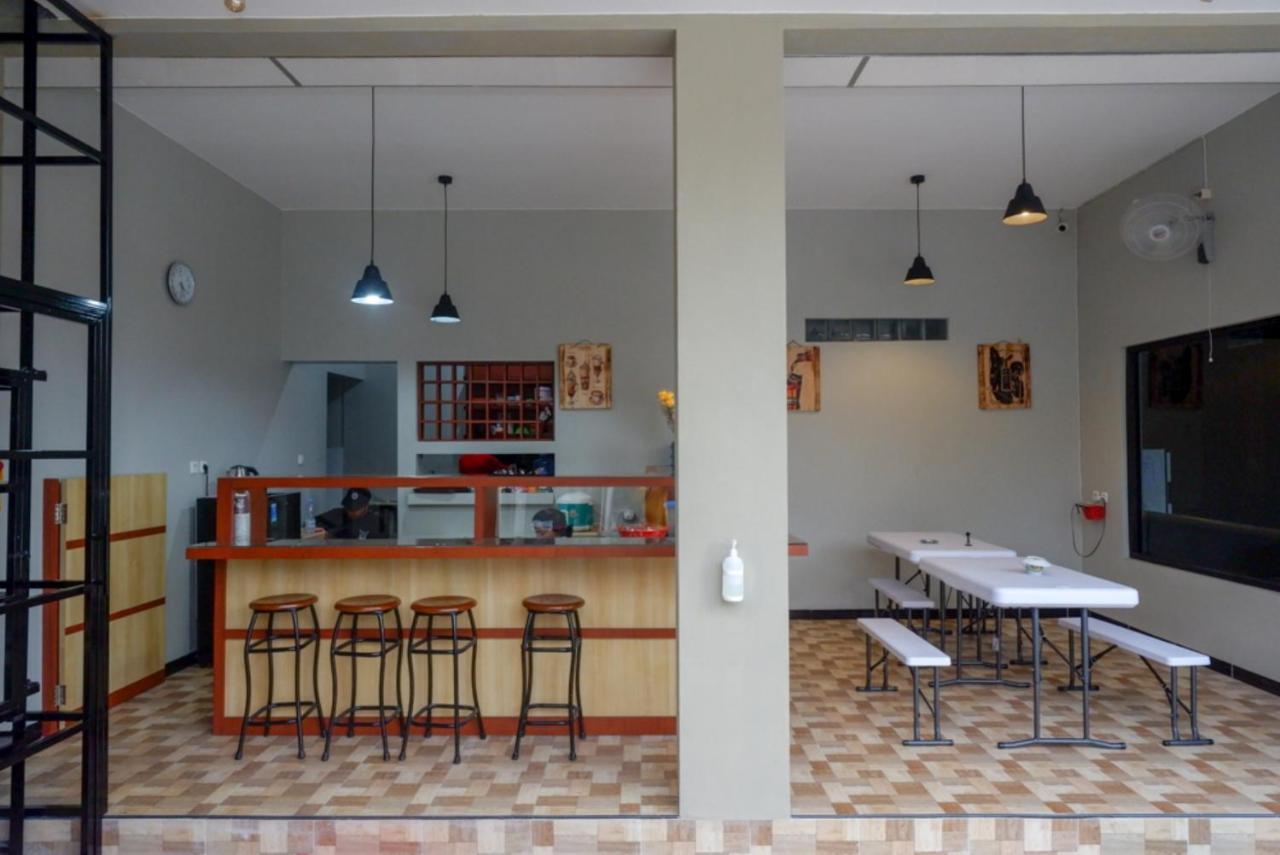 Reddoorz Near Kampus Ump Purwokerto 2 호텔 Sumbang 외부 사진