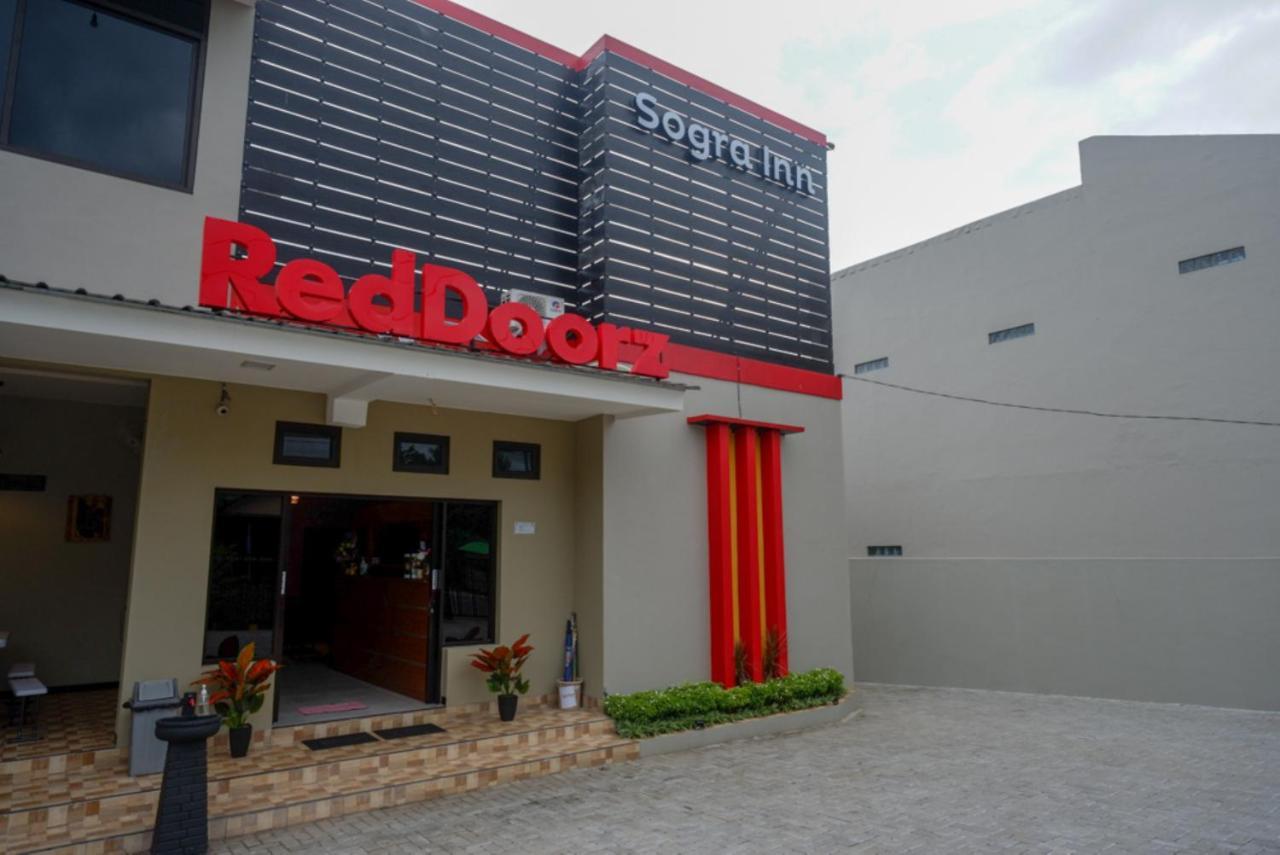 Reddoorz Near Kampus Ump Purwokerto 2 호텔 Sumbang 외부 사진