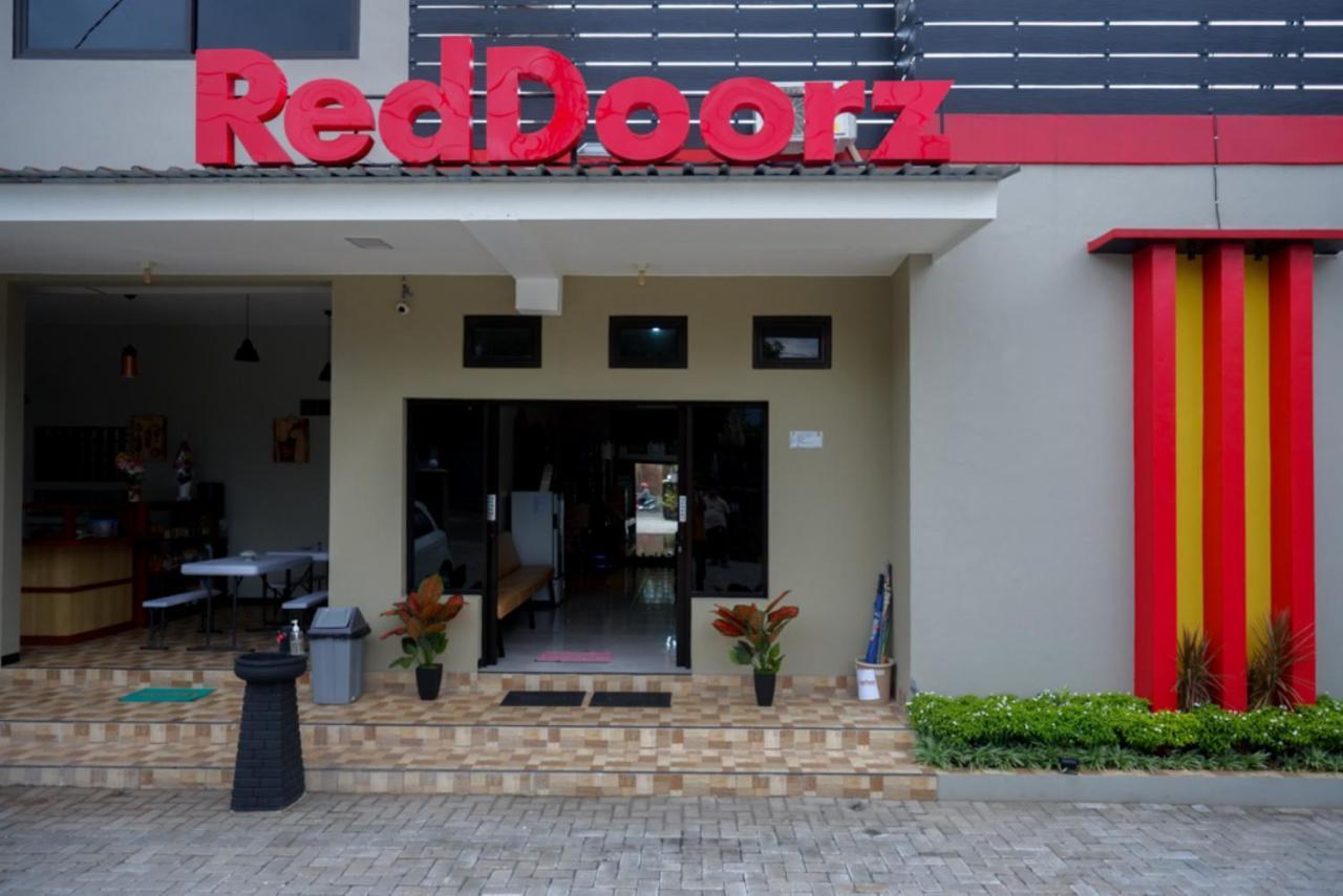 Reddoorz Near Kampus Ump Purwokerto 2 호텔 Sumbang 외부 사진