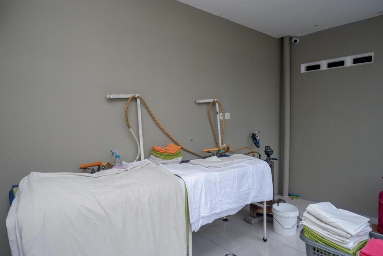 Reddoorz Near Kampus Ump Purwokerto 2 호텔 Sumbang 외부 사진