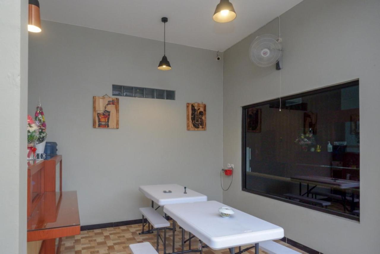 Reddoorz Near Kampus Ump Purwokerto 2 호텔 Sumbang 외부 사진